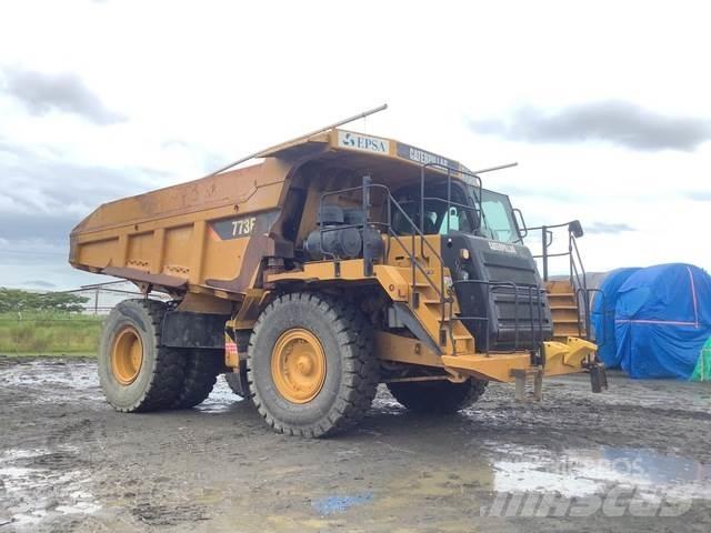 CAT 773F 연결식 홀러