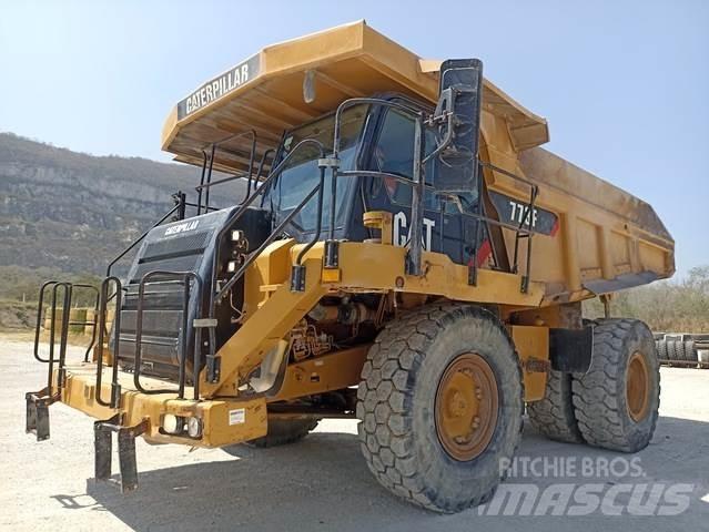 CAT 773F 연결식 홀러