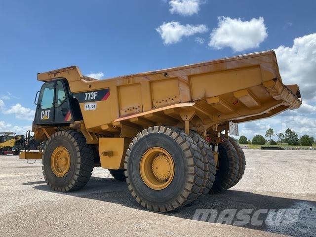 CAT 773F 연결식 홀러