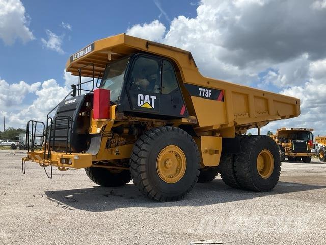 CAT 773F 연결식 홀러