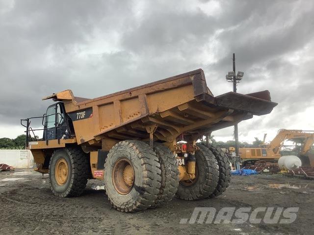 CAT 773F 연결식 홀러