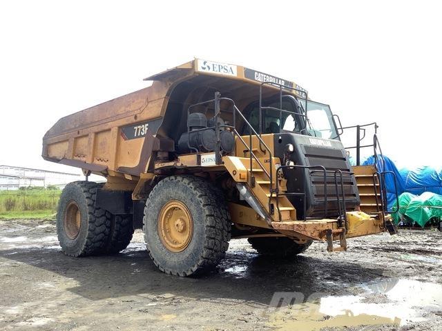 CAT 773F 연결식 홀러