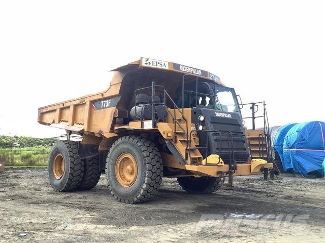 CAT 773F 연결식 홀러