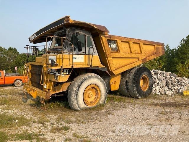 CAT 775D 연결식 홀러