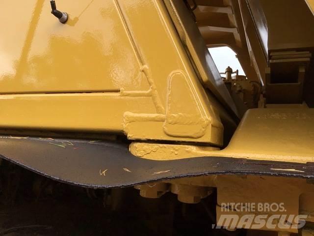 CAT 775E 연결식 홀러