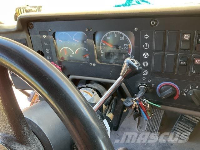 CAT 775E 연결식 홀러