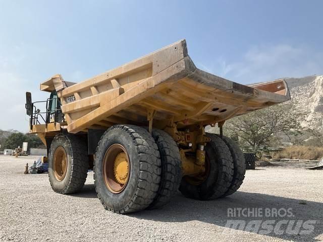 CAT 777F 연결식 홀러