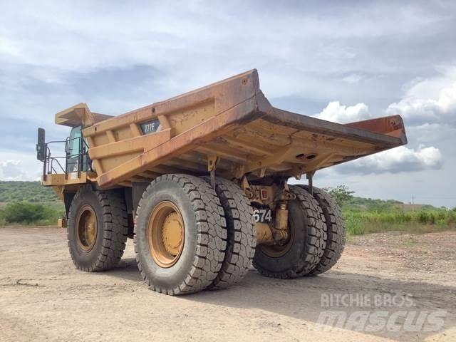 CAT 777F 연결식 홀러
