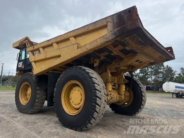 CAT 777G 연결식 홀러