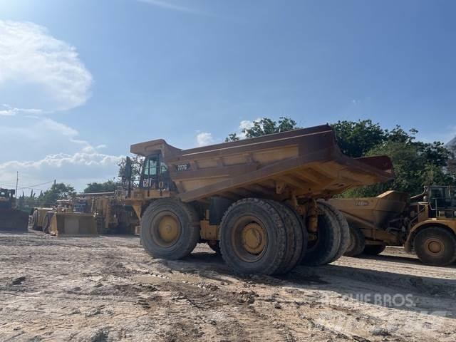 CAT 777G 연결식 홀러