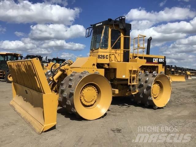 CAT 826C 토양 다짐기