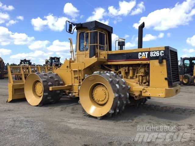 CAT 826C 토양 다짐기