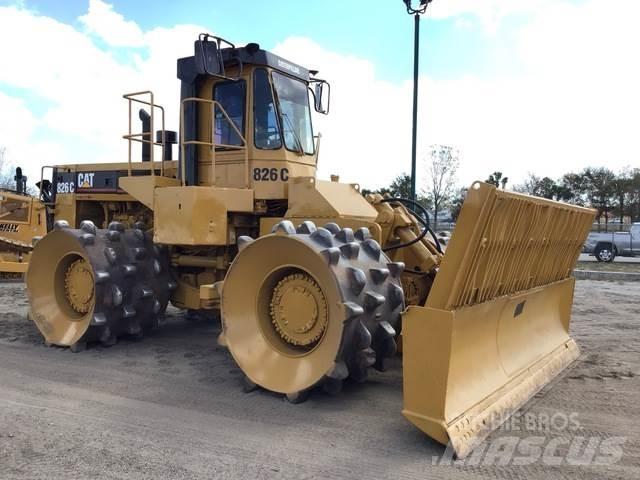 CAT 826C 토양 다짐기