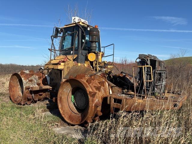 CAT 826G 토양 다짐기