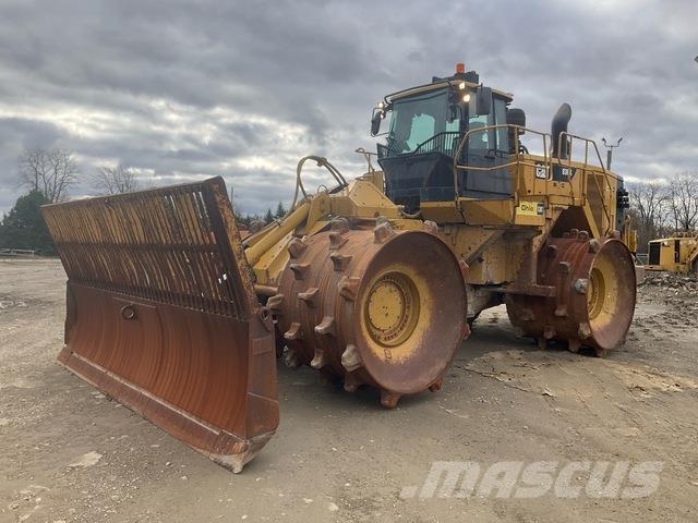 CAT 836K 토양 다짐기