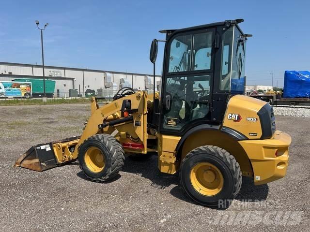 CAT 903D  휠로우더