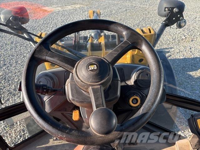 CAT 906  휠로우더