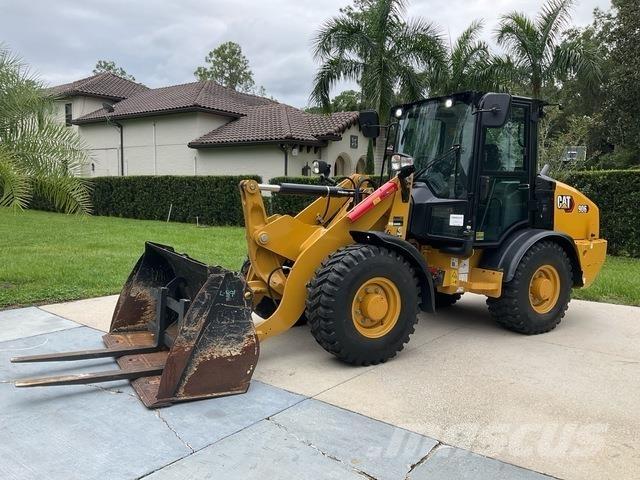 CAT 906  휠로우더
