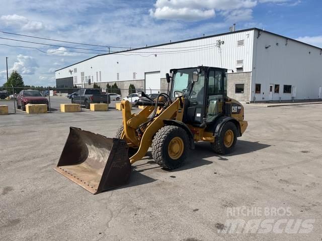 CAT 906M  휠로우더