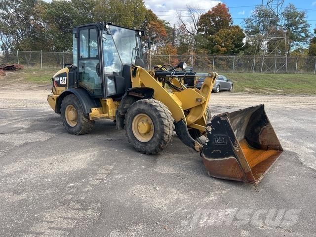 CAT 906M  휠로우더