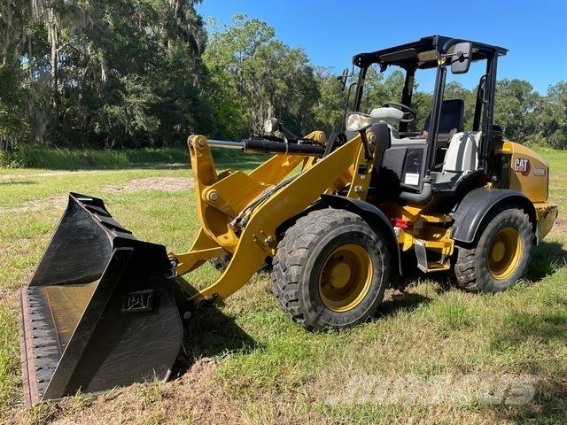 CAT 908M  휠로우더