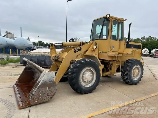 CAT 926E  휠로우더