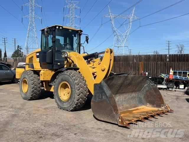 CAT 938M  휠로우더