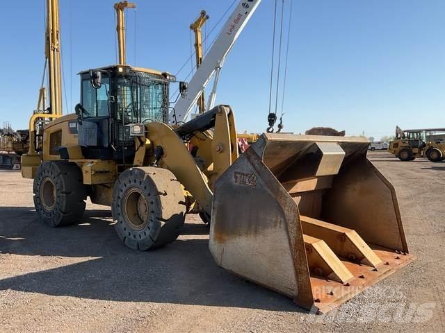 CAT 938M  휠로우더