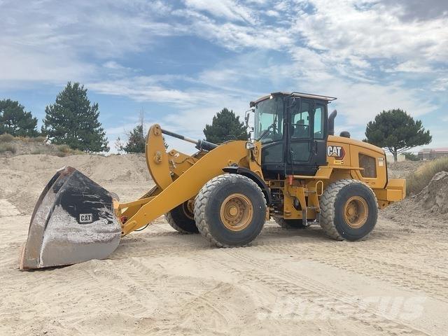 CAT 938M  휠로우더