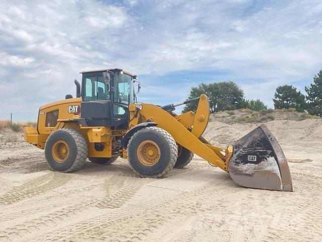 CAT 938M  휠로우더