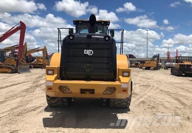 CAT 972  휠로우더