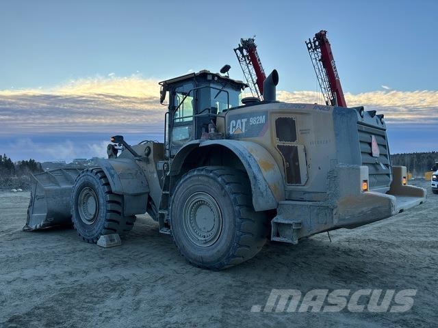CAT 982M  휠로우더