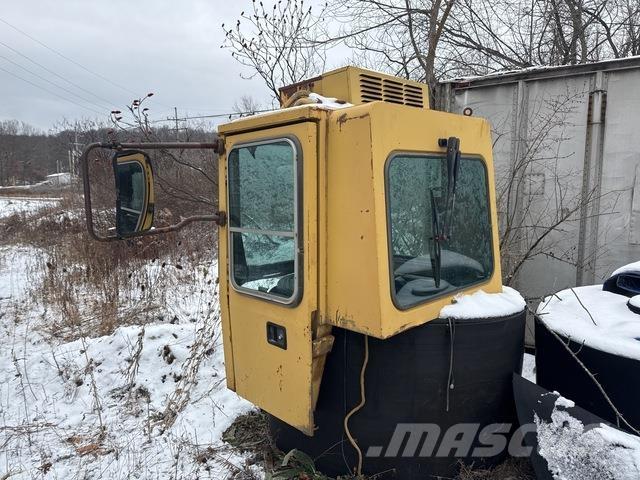 CAT 992 캐빈 및 인테리어