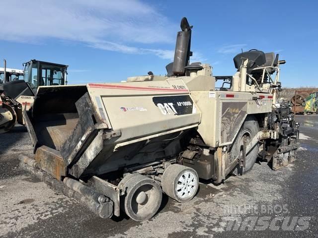 CAT AP1000D 아스팔트 포장장비