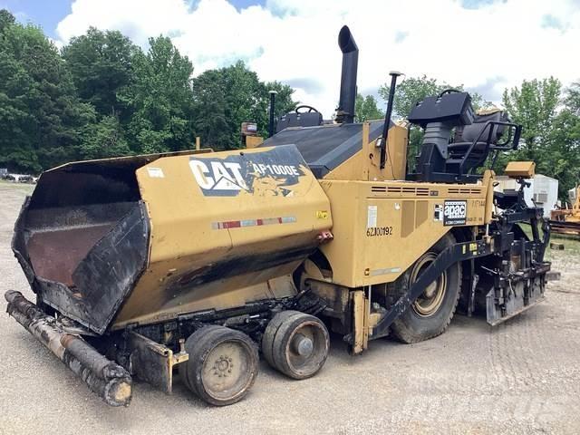 CAT AP1000E 아스팔트 포장장비