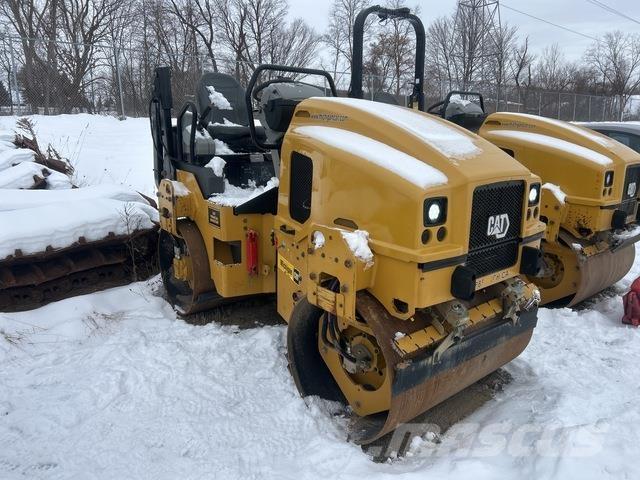 CAT CB2.7 트윈 드럼 롤러