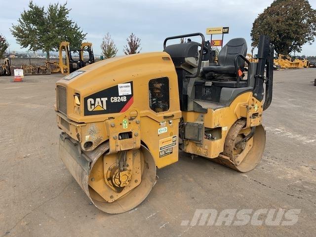 CAT CB24B 트윈 드럼 롤러