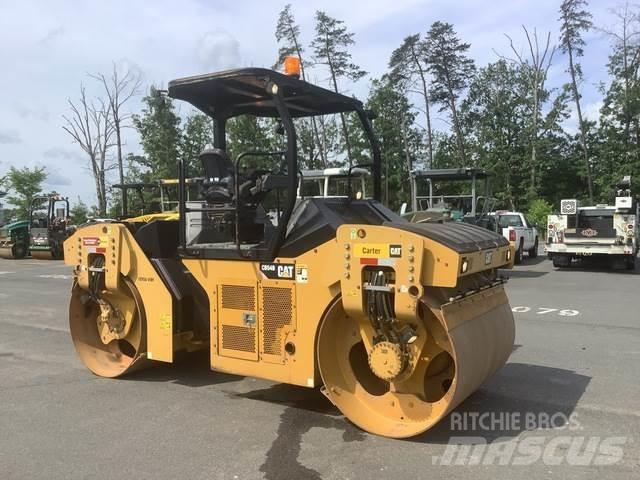 CAT CB54B 트윈 드럼 롤러