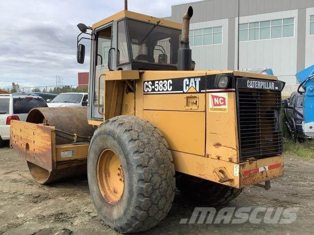 CAT CS-583C 싱글 드럼 롤러