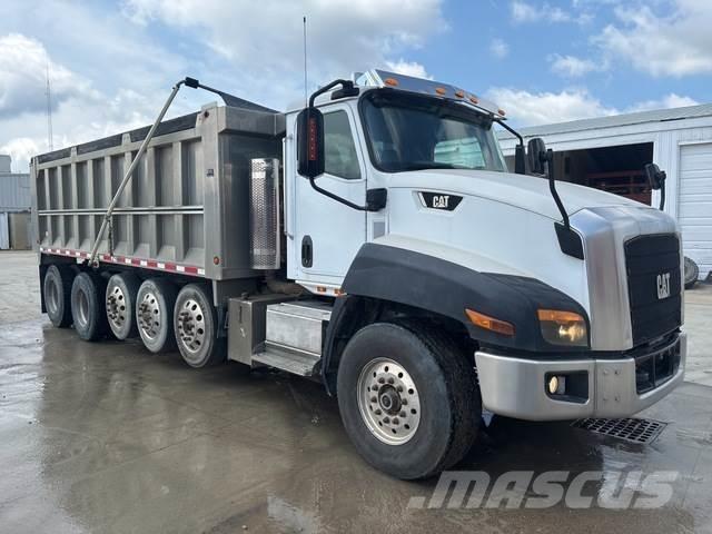 CAT CT660S 덤프 트럭