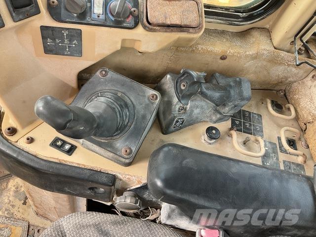 CAT D10R 크롤러 도저