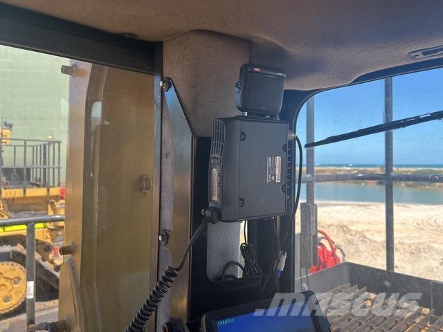 CAT D11T 크롤러 도저