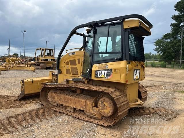 CAT D3K2 LGP 크롤러 도저