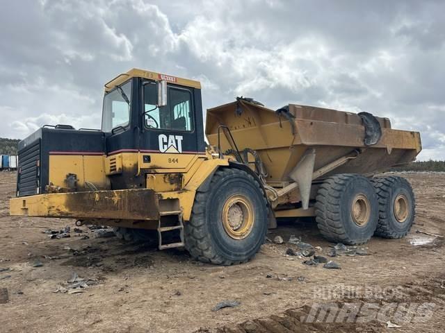 CAT D400E 연결식 홀러