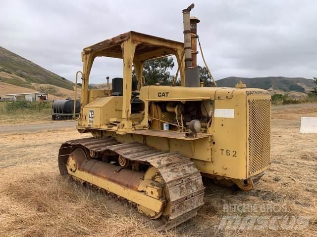 CAT D5B 트랙터
