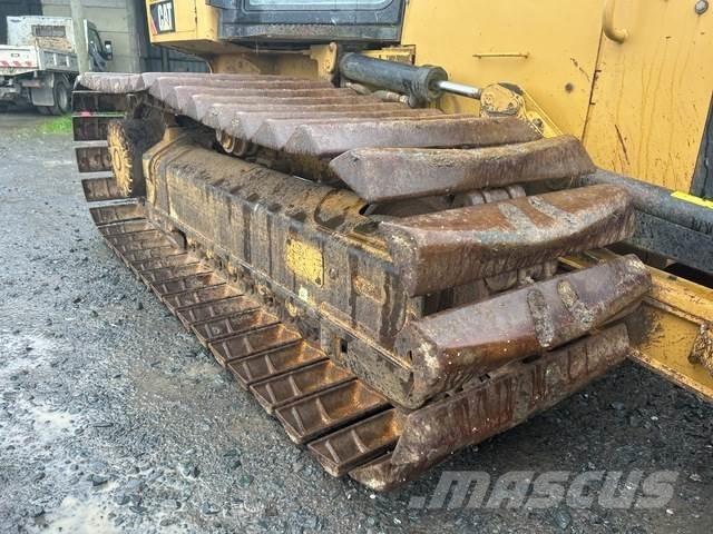 CAT D5K2 LGP 크롤러 도저