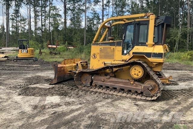 CAT D5M LGP 크롤러 도저