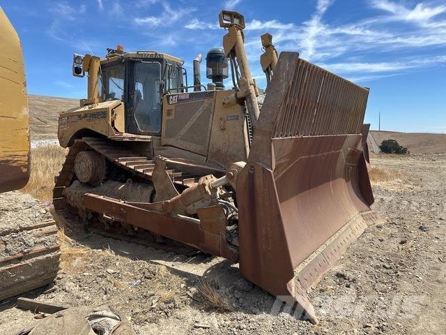 CAT D8T 크롤러 도저