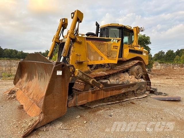 CAT D8T 크롤러 도저