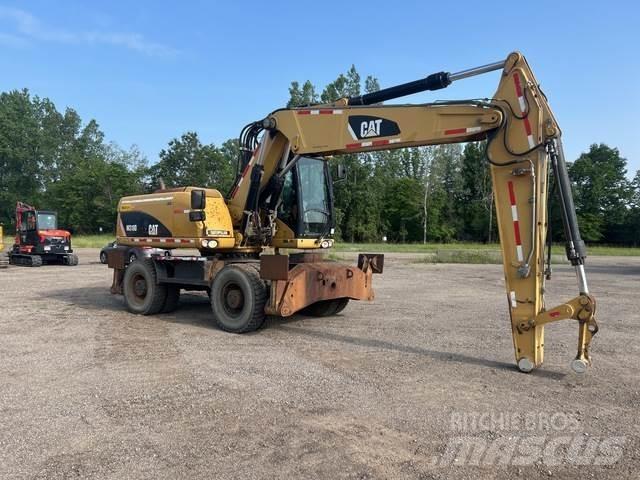 CAT M318D  휠 굴삭기